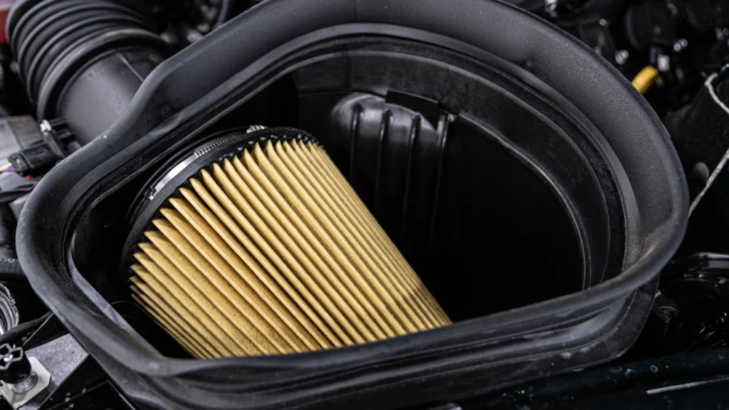 عکس فیلتر هوای نصب شده داخل ماشین